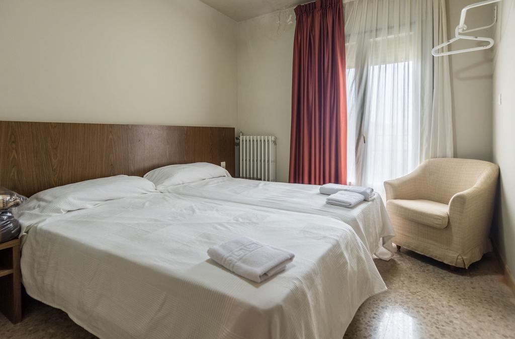 Hostal Sant Miquel Balaguer Eksteriør billede